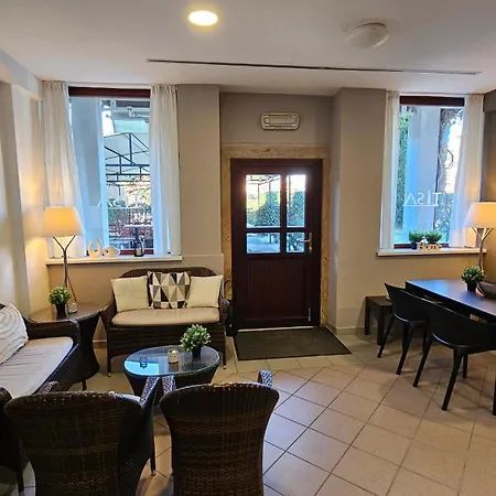 Apartma Tisa
